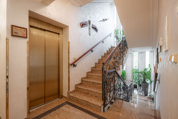 Prodej domu 616 m², Praha 8 - Troja
