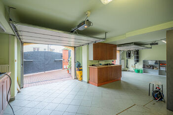 Prodej domu 616 m², Praha 8 - Troja