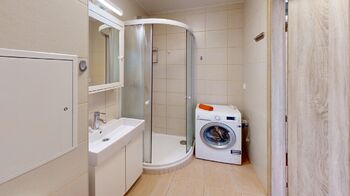 Pronájem bytu 1+kk v osobním vlastnictví 27 m², Praha 8 - Karlín