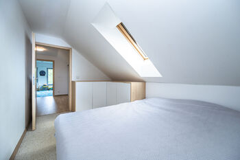 3. pokoj v 1. patře - Prodej domu 137 m², Koněprusy
