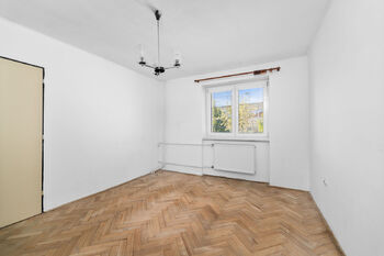 Ložnice - Prodej bytu 2+1 v osobním vlastnictví 60 m², Netolice