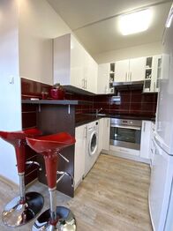 Prodej bytu 1+kk v osobním vlastnictví 27 m², Praha 5 - Radlice