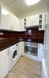 Prodej bytu 1+kk v osobním vlastnictví 27 m², Praha 5 - Radlice