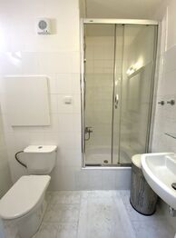 Prodej bytu 1+kk v osobním vlastnictví 27 m², Praha 5 - Radlice