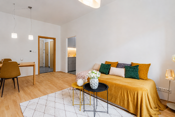 Prodej bytu 2+kk v osobním vlastnictví 47 m², Praha 7 - Holešovice