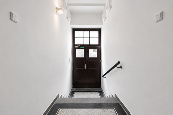 Prodej bytu 2+kk v osobním vlastnictví 47 m², Praha 7 - Holešovice
