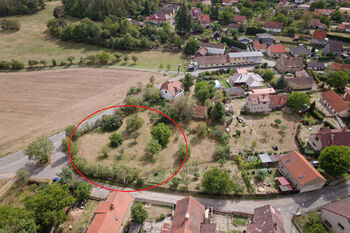 Prodej pozemku 1050 m², Nečín