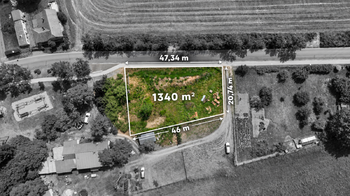 Prodej pozemku 1340 m², Žáky