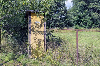Suché WC - Prodej pozemku 3045 m², Mírová