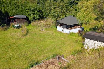 Pohled na p.p.č. 235 z dronu - Prodej pozemku 3045 m², Mírová