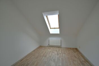 ložnice 2 - Pronájem bytu 4+kk 80 m², Frenštát pod Radhoštěm