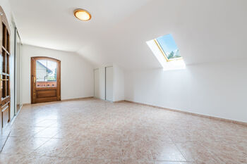 Prodej domu 290 m², Příbram