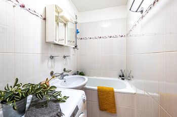Prodej bytu 2+kk v osobním vlastnictví 44 m², Praha 5 - Stodůlky
