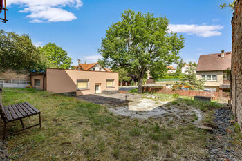 Prosto pro zahrádku, bazén, nebo další parkovací stání ? - Prodej domu 110 m², Kosoř