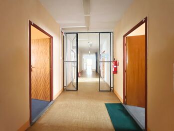 Prodej nájemního (činžovního) domu 1800 m², Kraslice