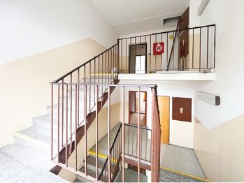Prodej nájemního (činžovního) domu 1800 m², Kraslice