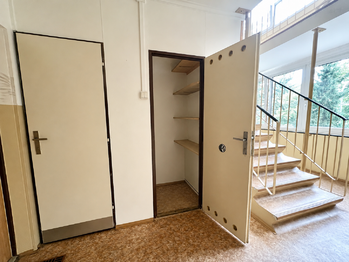 Prodej bytu 3+1 v družstevním vlastnictví 58 m², Praha 9 - Prosek