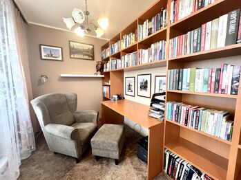 Prodej bytu 3+1 v osobním vlastnictví 66 m², Praha 9 - Střížkov