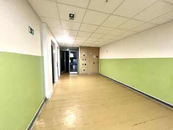 Prodej bytu 3+1 v osobním vlastnictví 66 m², Praha 9 - Střížkov