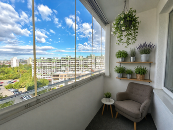 Prodej bytu 3+1 v osobním vlastnictví 66 m², Praha 9 - Střížkov