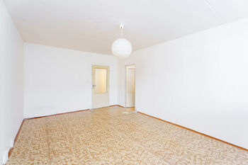 Prodej bytu 3+1 v osobním vlastnictví 74 m², Praha 4 - Kunratice
