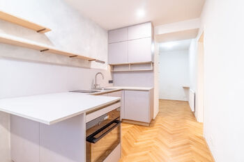 Pronájem bytu 1+kk v osobním vlastnictví 25 m², Praha 3 - Vinohrady