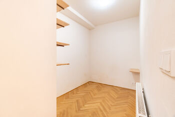 Pronájem bytu 1+kk v osobním vlastnictví 25 m², Praha 3 - Vinohrady