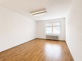 Pronájem kancelářských prostor 78 m², Hradec Králové
