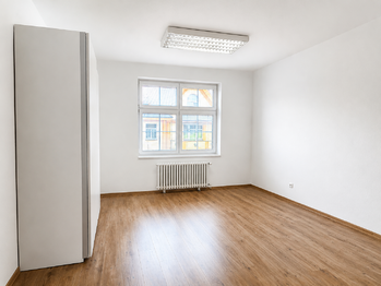 Pronájem kancelářských prostor 78 m², Hradec Králové