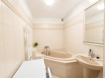 Pronájem kancelářských prostor 78 m², Hradec Králové