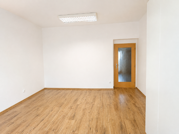 Pronájem kancelářských prostor 78 m², Hradec Králové