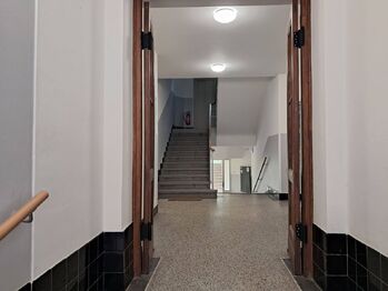 Prodej bytu 3+kk v osobním vlastnictví 60 m², Praha 6 - Dejvice