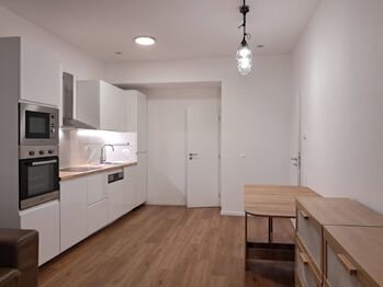 Prodej bytu 3+kk v osobním vlastnictví 60 m², Praha 6 - Dejvice