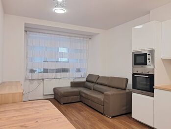 Prodej bytu 3+kk v osobním vlastnictví 60 m², Praha 6 - Dejvice