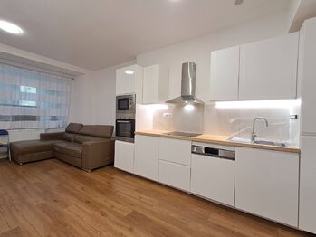 Prodej bytu 3+kk v osobním vlastnictví 60 m², Praha 6 - Dejvice