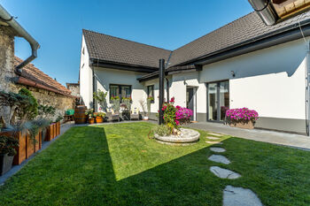 Prodej domu 150 m², Hoštka