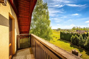 balkon 2.NP - z pokoje - Prodej domu 126 m², Jílovice