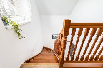 schody - Prodej domu 126 m², Jílovice