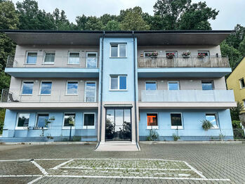 Bytový dům - Pronájem bytu 2+kk v osobním vlastnictví 52 m², Český Krumlov