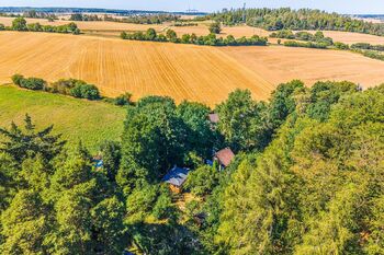 Pohled na okolí - Prodej chaty / chalupy 44 m², Bratronice