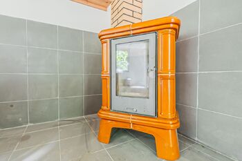 Keramická kamna - Prodej chaty / chalupy 44 m², Bratronice