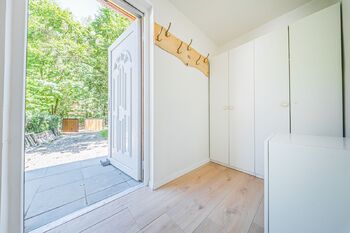 Vchodové dveře - Prodej chaty / chalupy 44 m², Bratronice