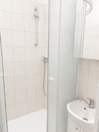 Koupelna - Prodej bytu 3+1 v osobním vlastnictví 74 m², Brno