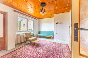 Pokoj v 1. patře - Prodej domu 100 m², Kněžmost