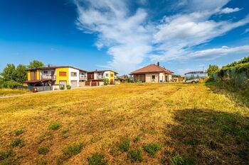 Prodej pozemku 515 m², Srubec