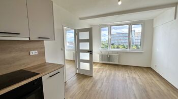Pronájem bytu 2+kk v osobním vlastnictví 39 m², Praha 4 - Krč