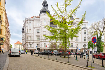 Pronájem bytu atypický v osobním vlastnictví 87 m², Brno