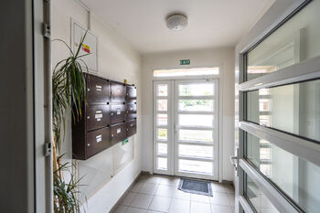 Pronájem bytu 2+kk v osobním vlastnictví 45 m², Praha 9 - Vinoř