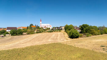 Prodej pozemku 4121 m², Ořechov