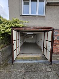 Pronájem garáže 211 m², Olomouc